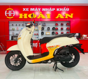 xe scoopy up thái