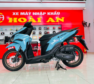 Xe Vario 125 2023 màu xanh