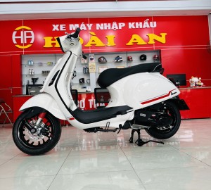 Xe Vespa Sprint 125