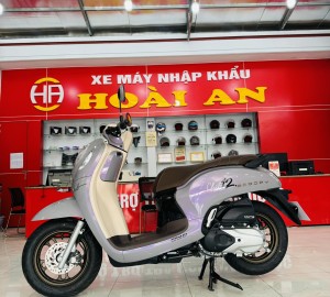 XE SCOOPY TÍM TITAN