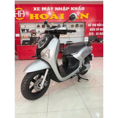 XE SCOOPY BẠC PORCHE 2025