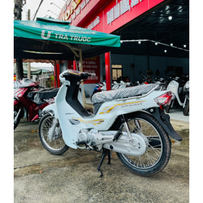 xe dream trắng 125 2023