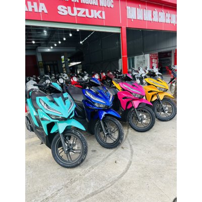 xe vario 2023 màu up 