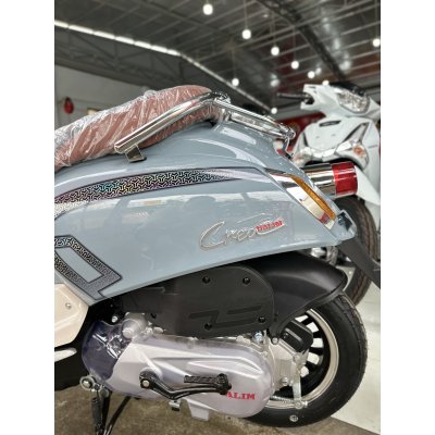 Xe tay ga Crea Halim