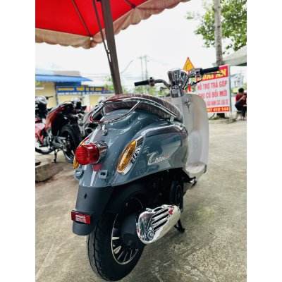 Xe tay ga Crea Halim