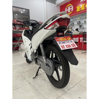 xe Future trắng đen 2023