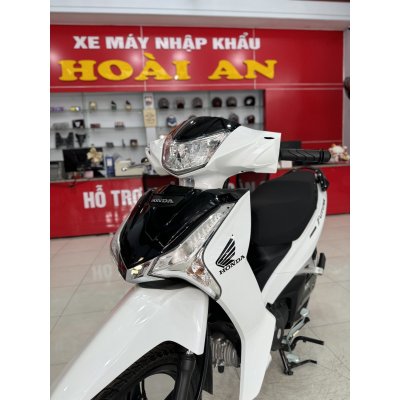 xe future trắng 2024