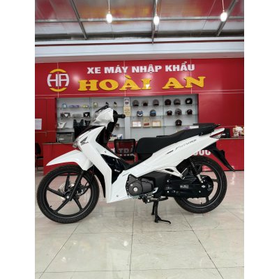 xe future trắng 2024