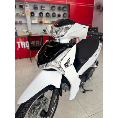 XE FUTURE TRẮNG 2025